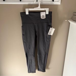 NWT 7/8 Ankle Leggings